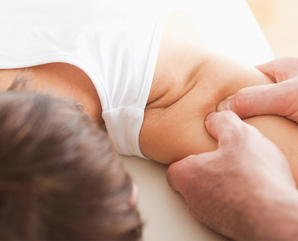 Медицинский массаж плечевого сустава